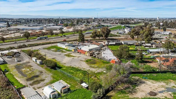 $550,000 | 341 South Parallel Avenue, Ripon, CA 95366