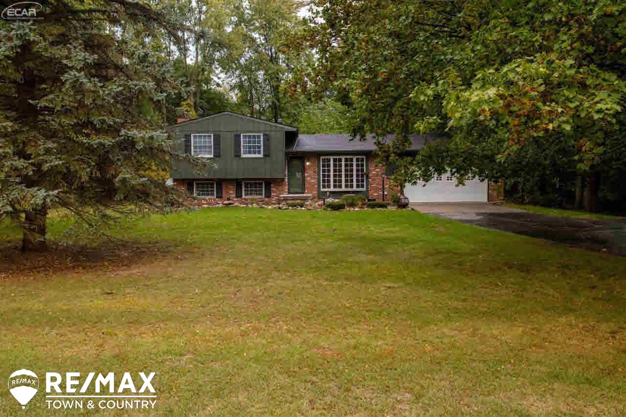 7246 Coldwater Road Flushing, MI 48433 - Photo 2 of 61