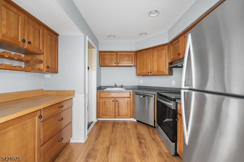150 Jamestown Road Bernards, NJ 07920 - Photo 9 of 23