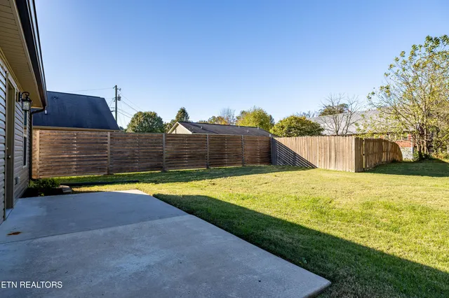 $324,900 | 7709 Stonewood Creek Drive, Corryton, TN 37721