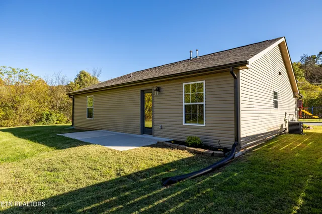 $324,900 | 7709 Stonewood Creek Drive, Corryton, TN 37721