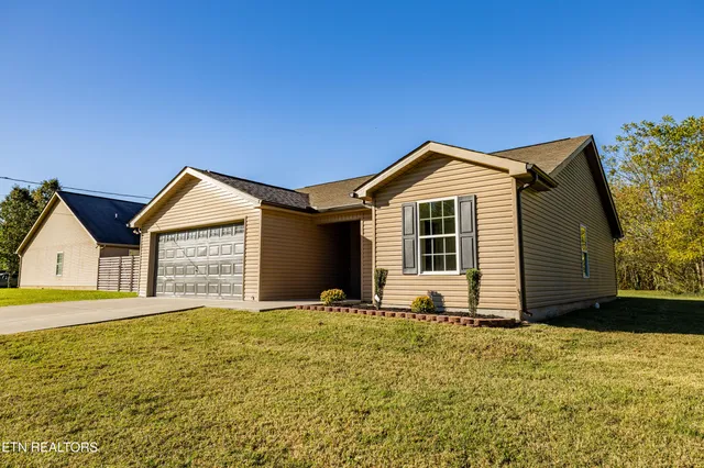 $324,900 | 7709 Stonewood Creek Drive, Corryton, TN 37721
