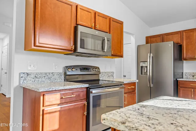 $324,900 | 7709 Stonewood Creek Drive, Corryton, TN 37721