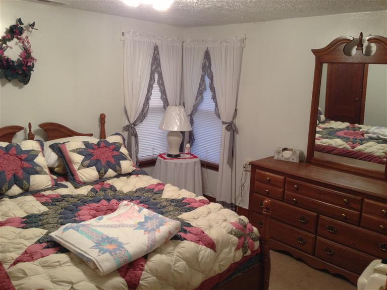1857 Cow Creek Road Ravenna, KY 40472 - Photo 9 of 11 Even the bed room has views!