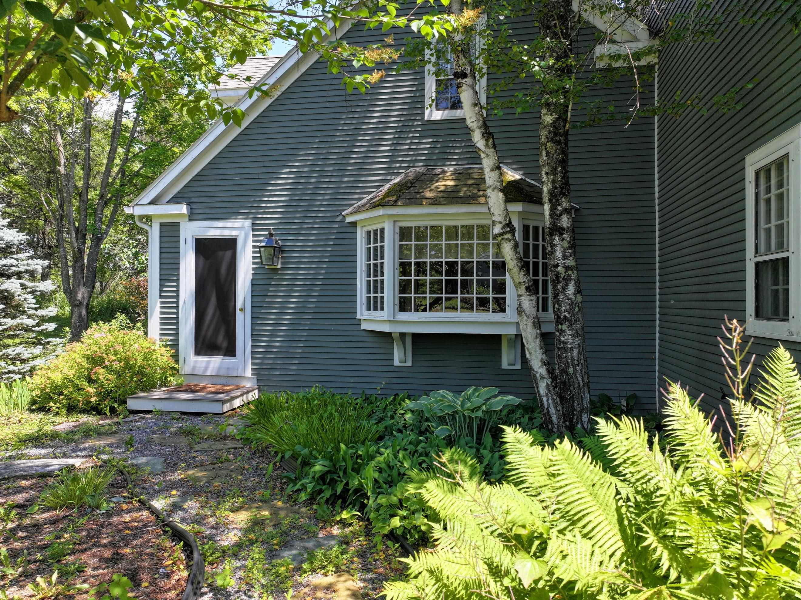 91 Old Pasture Lane Middlebury, VT 05753 - Photo 2 of 60