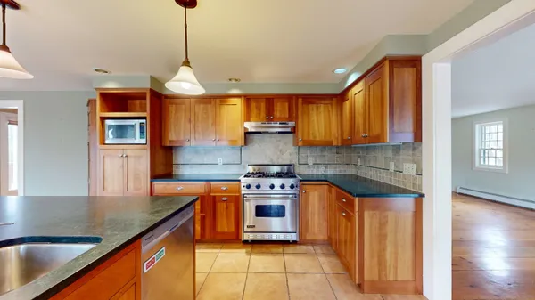 $899,000 | 91 Old Pasture Lane, Middlebury, VT 05753