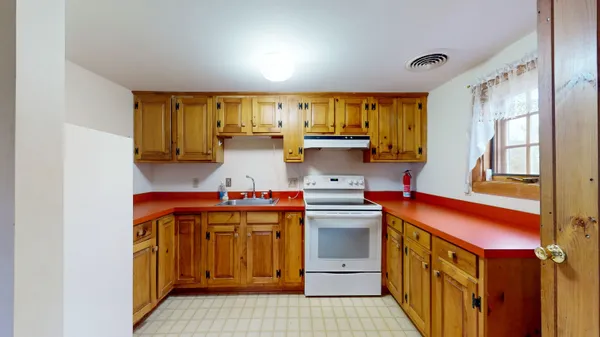 $899,000 | 91 Old Pasture Lane, Middlebury, VT 05753