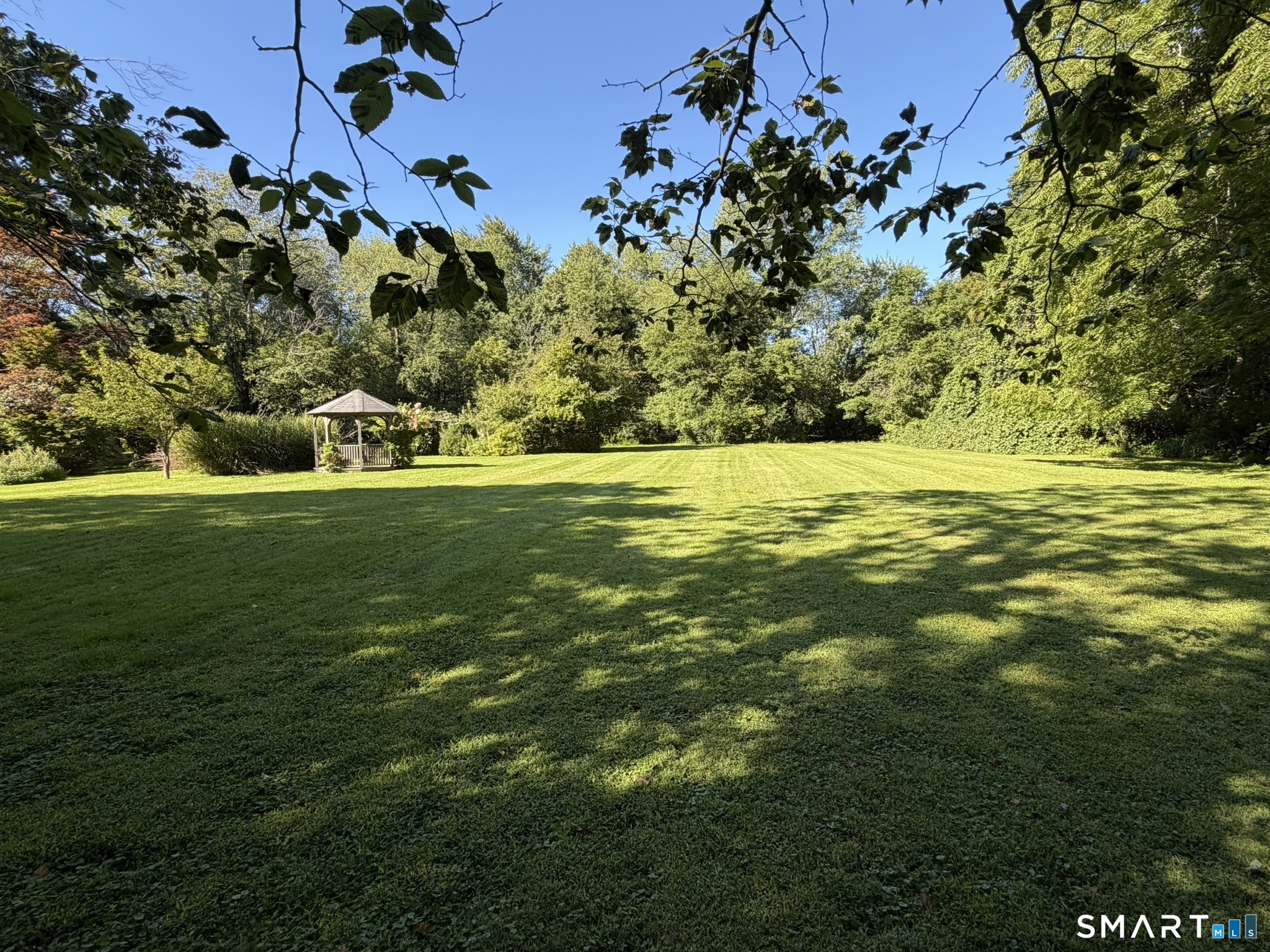 12 Olmstead Lane Ridgefield, CT 06877 - Photo 3 of 37 1.33 acres of level land