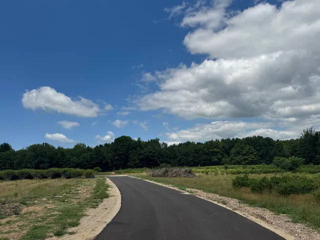 $185,000 | 6537 118th Avenue, Unit LOT D, Fennville, MI 49408