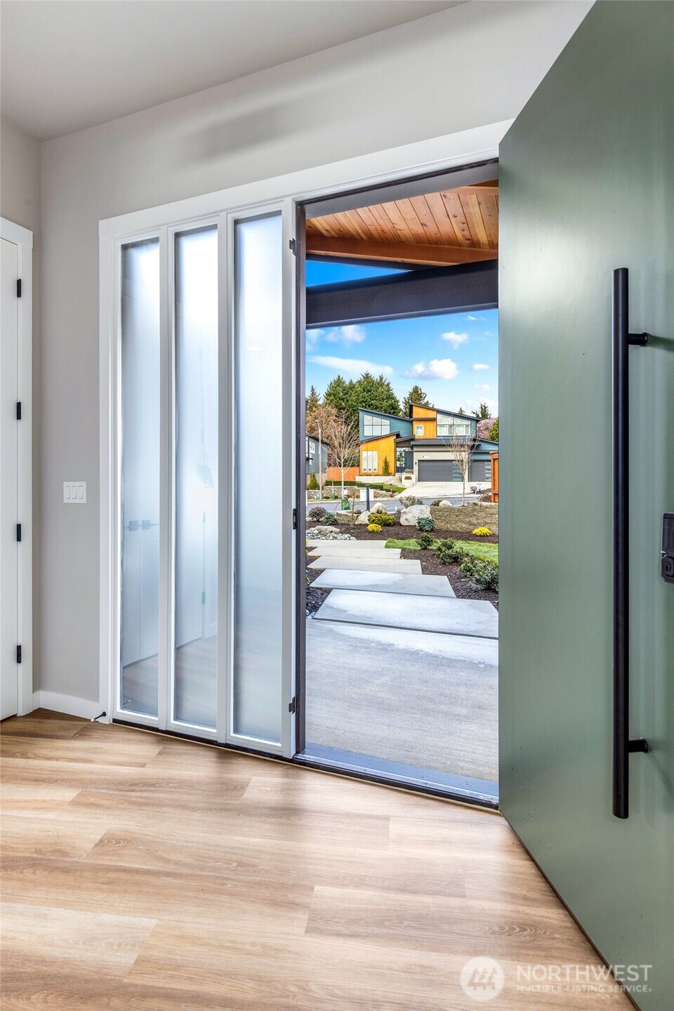 10035 Northeast 196th Place Bothell, WA 98011 - Photo 3 of 30