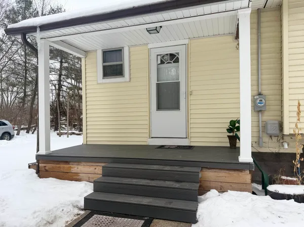 $289,999 | 2731 Pleasant Plain Avenue, Elkhart, IN 46517