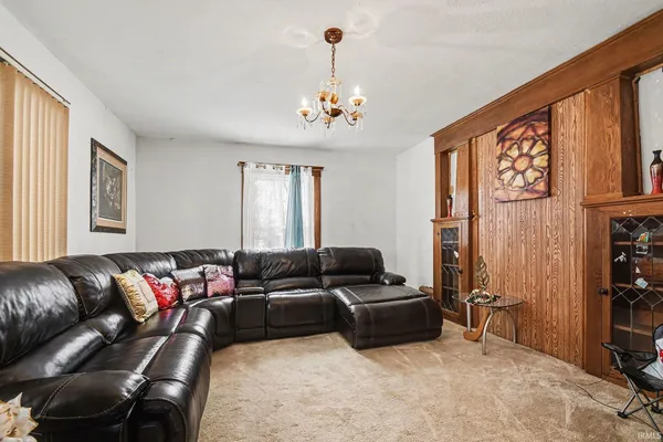 $289,999 | 2731 Pleasant Plain Avenue, Elkhart, IN 46517