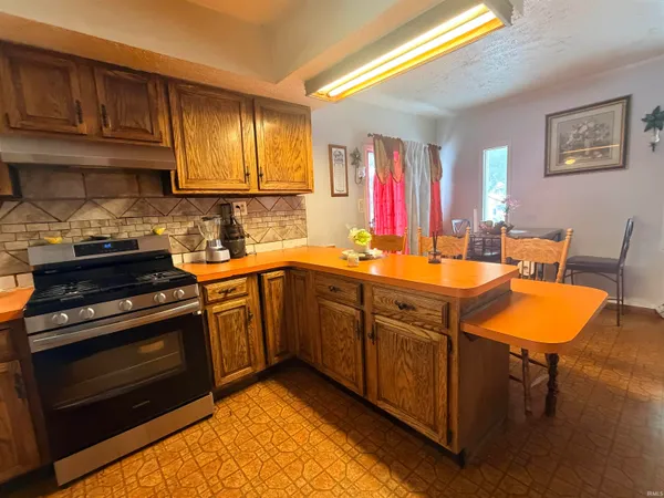 $289,999 | 2731 Pleasant Plain Avenue, Elkhart, IN 46517