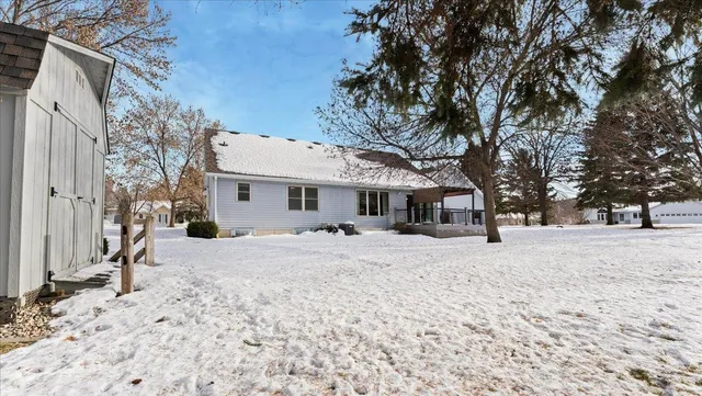 $424,500 | 1502 Armstrong Circle Northwest, Alexandria, MN 56308