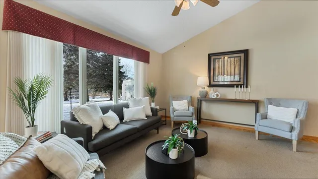 $424,500 | 1502 Armstrong Circle Northwest, Alexandria, MN 56308