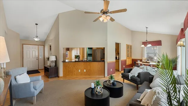 $414,500 | 1502 Armstrong Circle Northwest, Alexandria, MN 56308