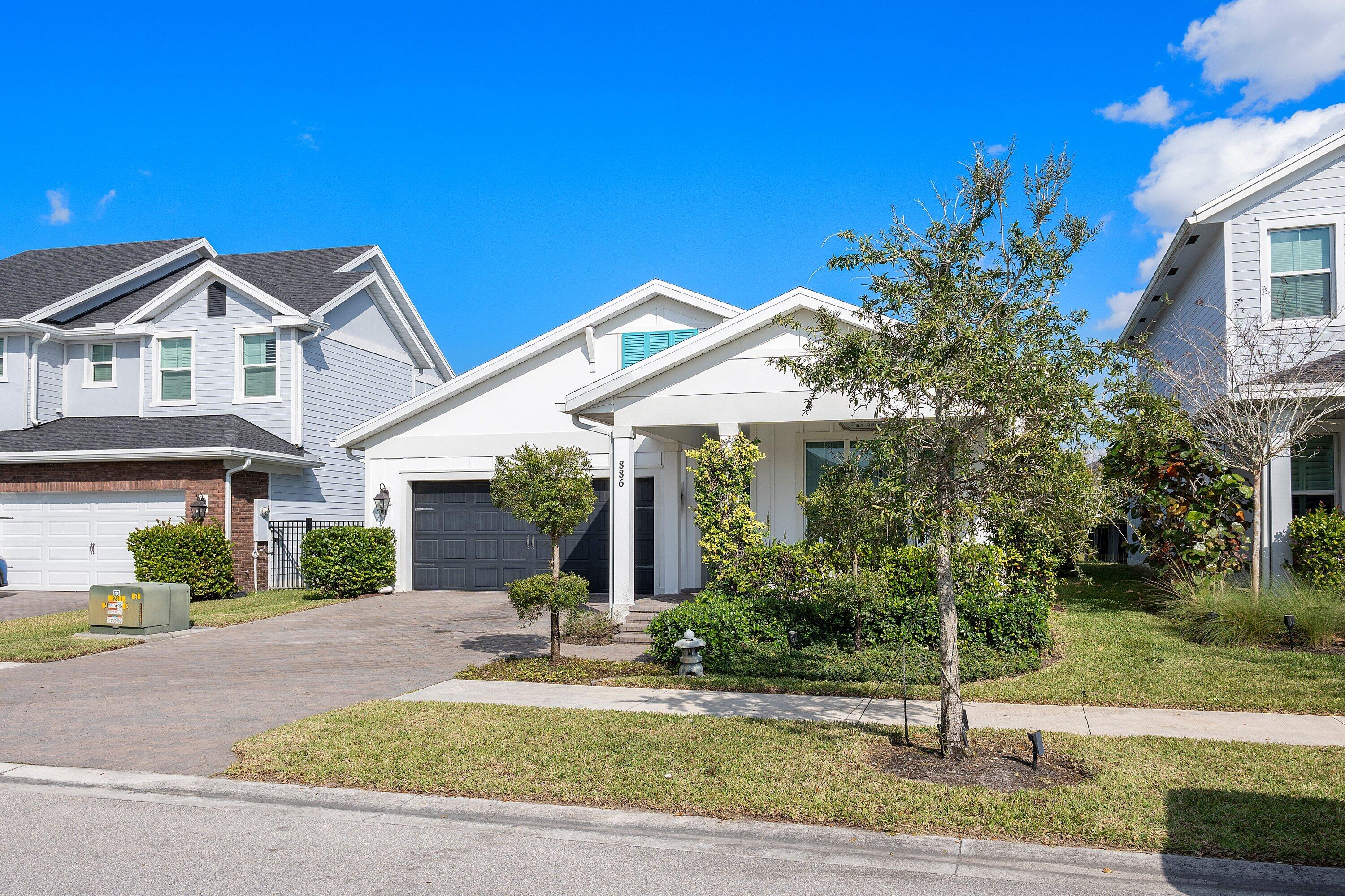 886 Ember Ridge Loxahatchee, FL 33470 - Photo 4 of 64 004-886EmberRidgeRun-Loxahatchee-FL-3347