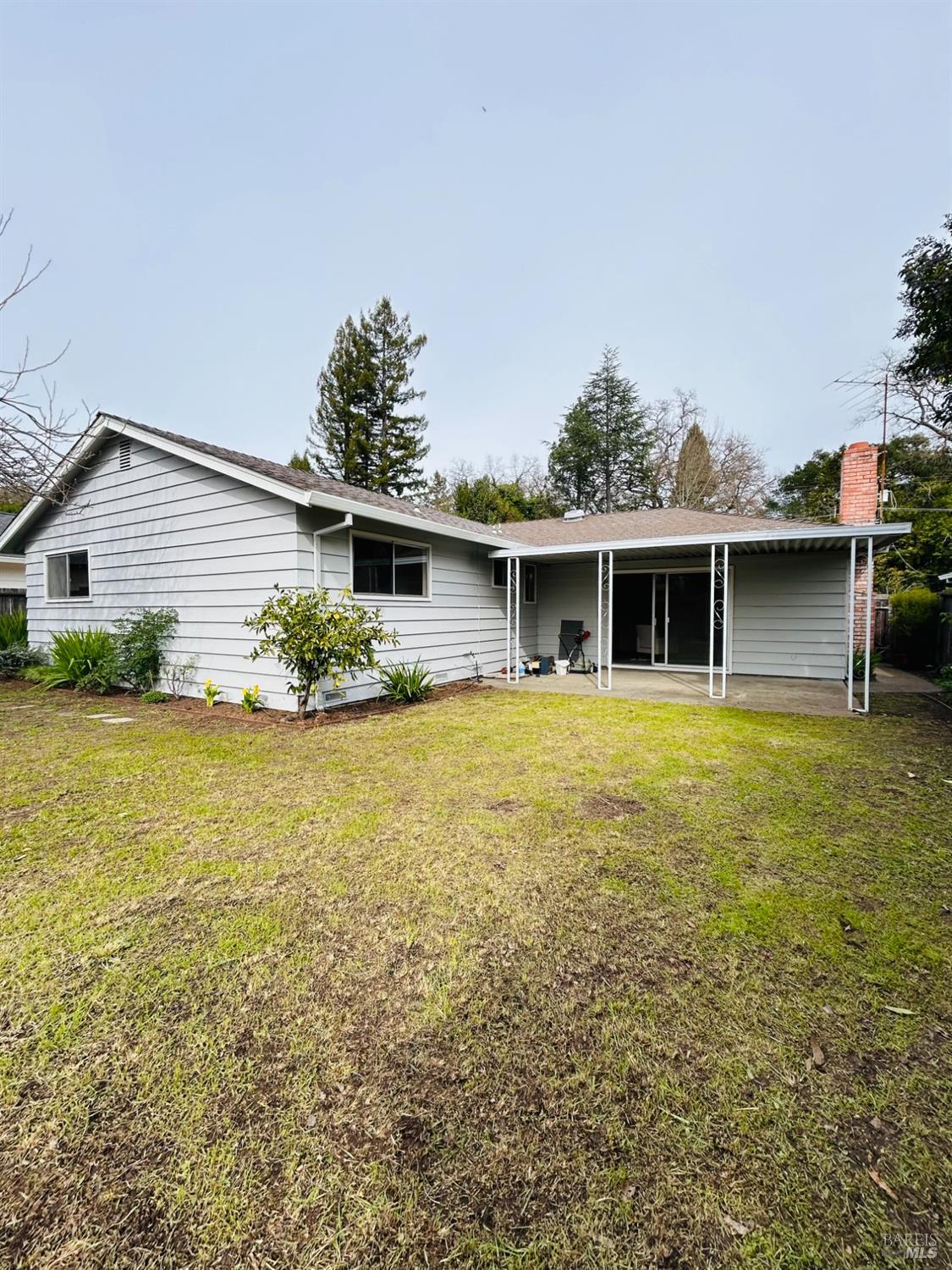 17884 Riverside Drive Sonoma, CA 95476 - Photo 20 of 20 a front view of house with small garden