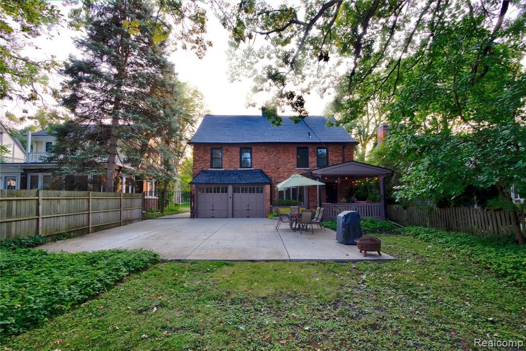 686 Washington Road Grosse Pointe, MI 48230 - Photo 8 of 73