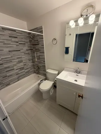 $2,150 | 1152 Cove Drive, Unit 212B, Prospect Heights, IL 60070