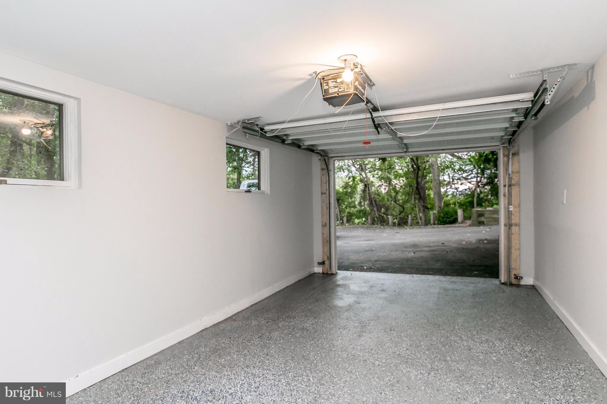 3916 Dance Mill Road Phoenix, MD 21131 - Photo 22 of 29 Garage