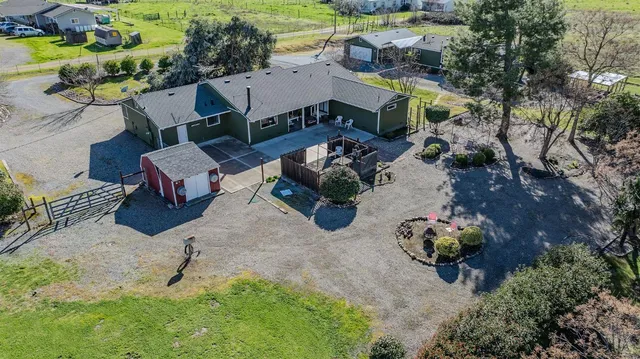 $749,900 | 10516 Thompson Way, Valley Springs, CA 95252