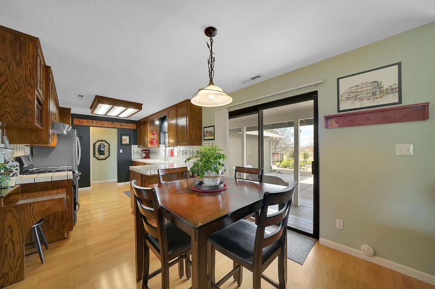 10516 Thompson Way Valley Springs, CA 95252 - Photo 21 of 98