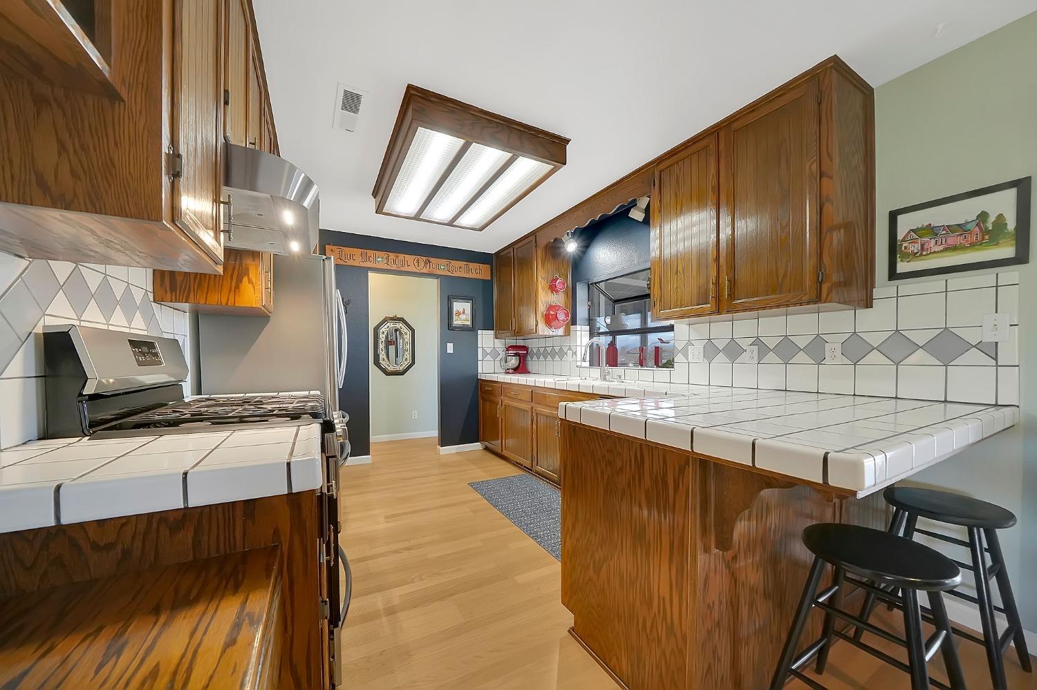 10516 Thompson Way Valley Springs, CA 95252 - Photo 26 of 98