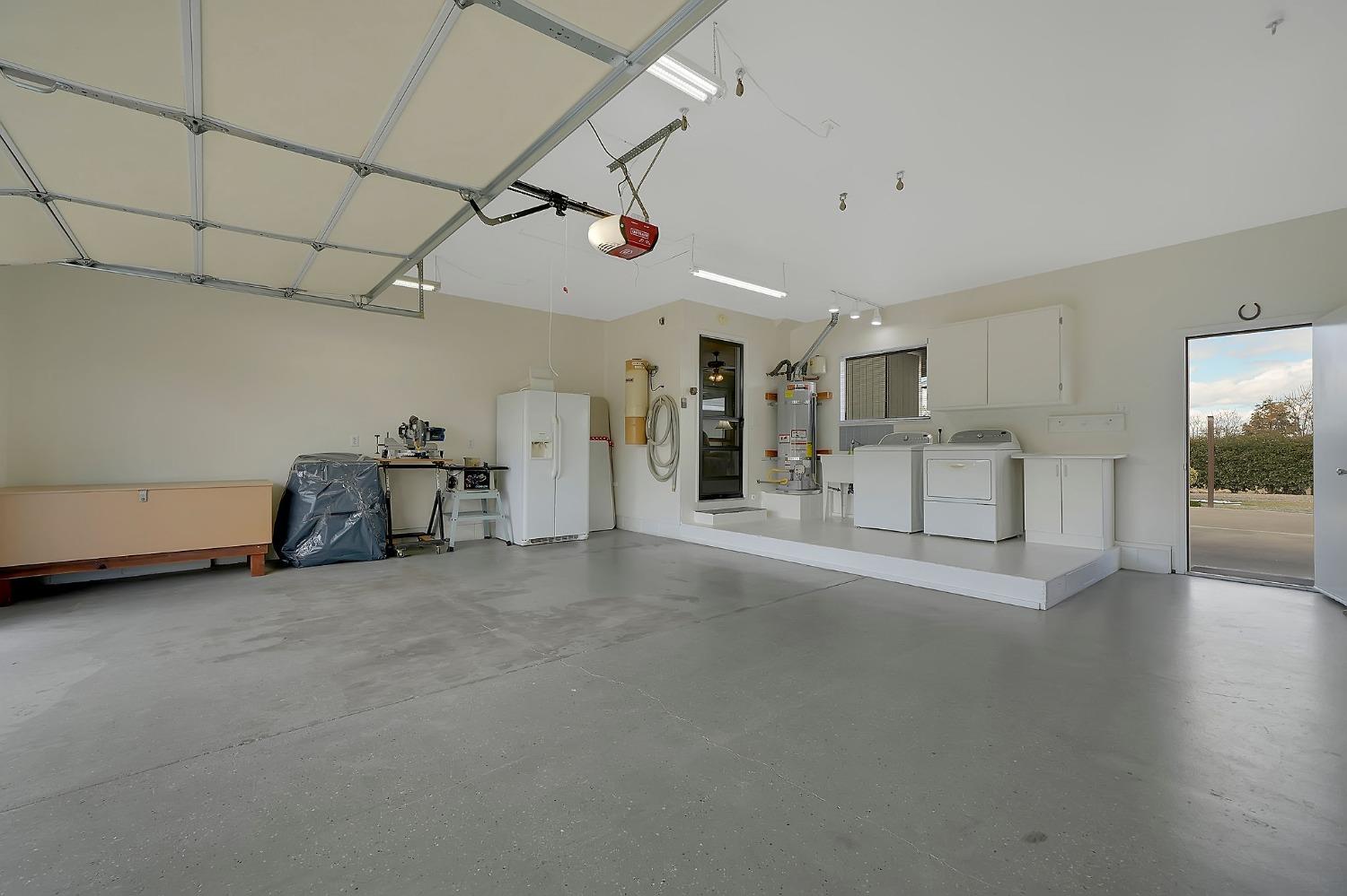 10516 Thompson Way Valley Springs, CA 95252 - Photo 47 of 98