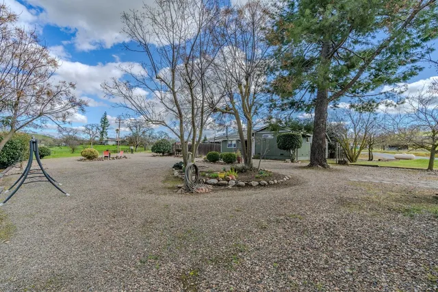 $749,900 | 10516 Thompson Way, Valley Springs, CA 95252