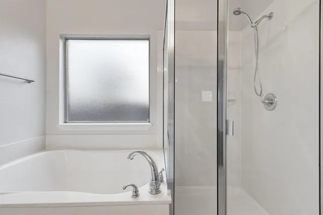 $365,000 | 10260 Los Barros Trail, Fort Worth, TX 76177