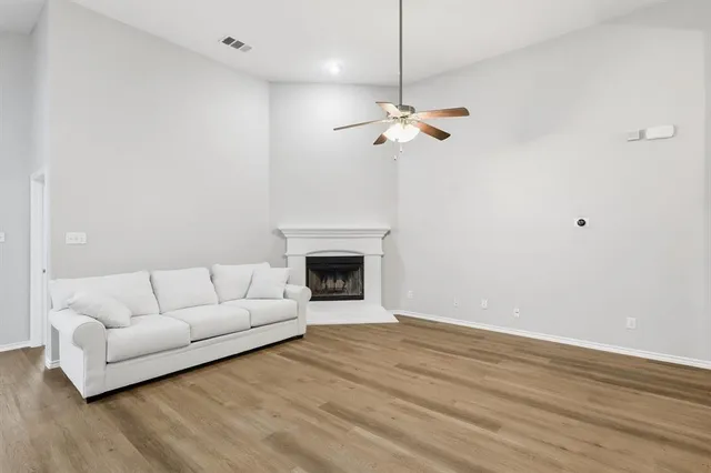 $365,000 | 10260 Los Barros Trail, Fort Worth, TX 76177