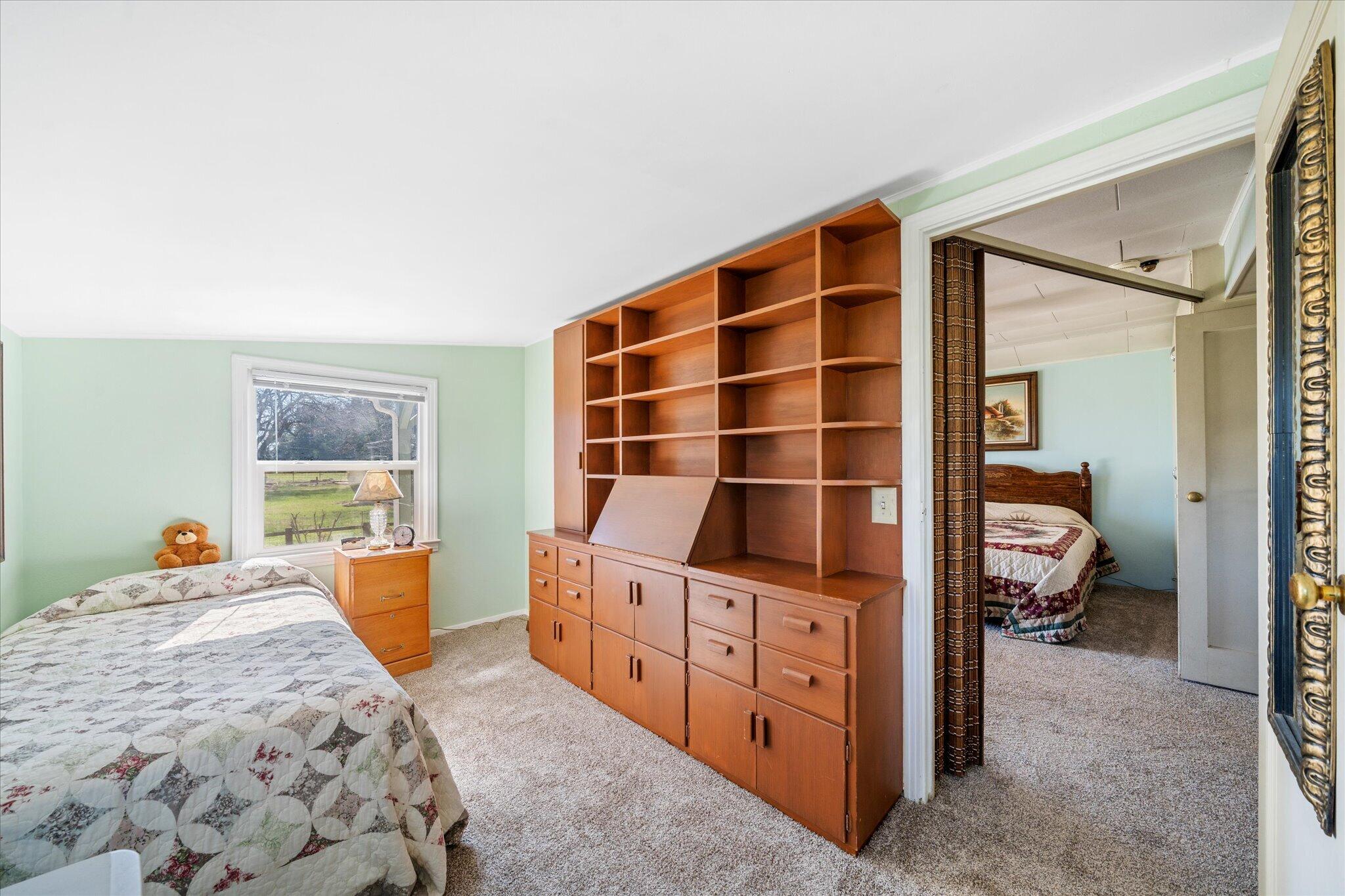 19301 Smith Road Redding, CA 96002 - Photo 13 of 62 17-BiggerFlow Real Estate Media-16