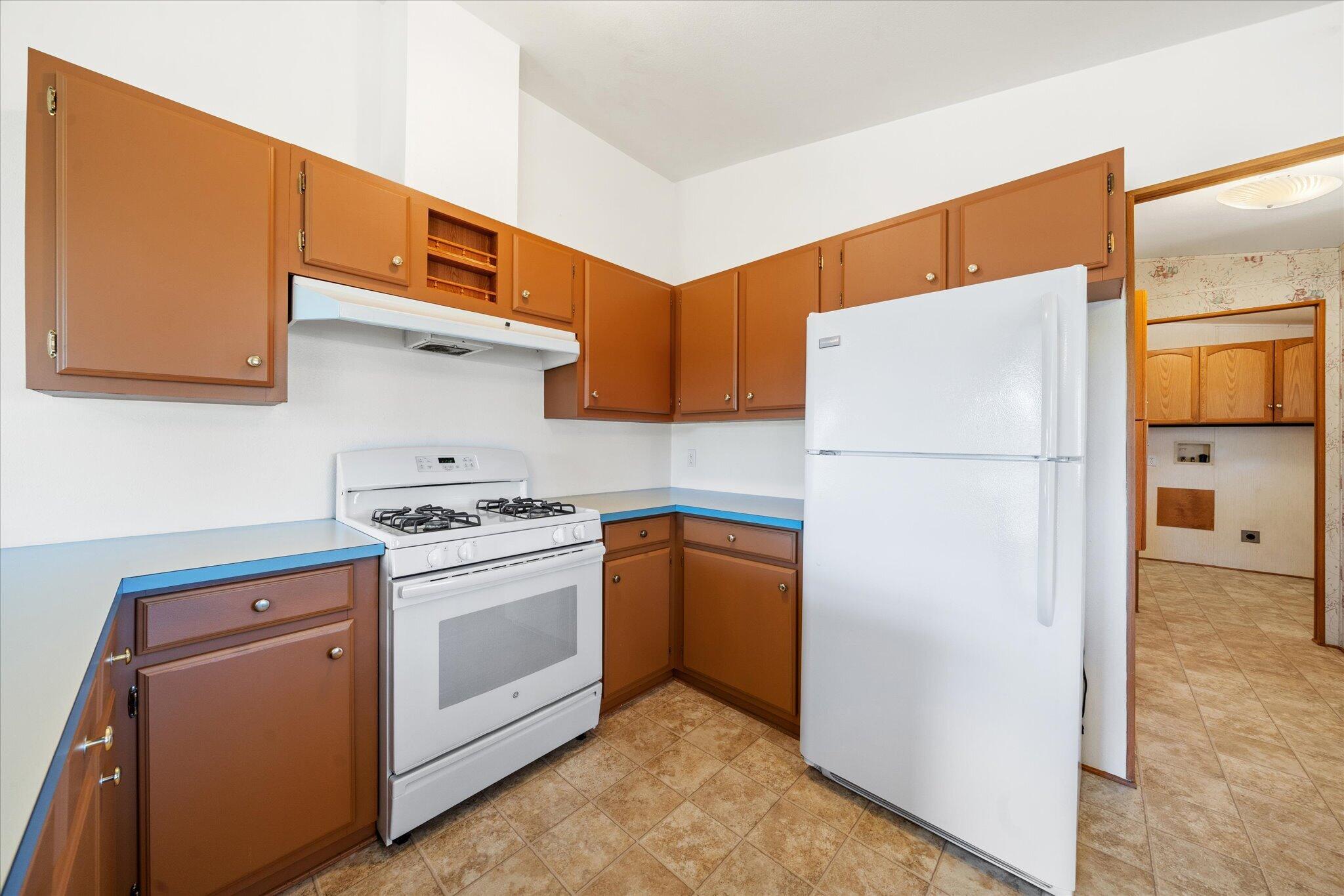19301 Smith Road Redding, CA 96002 - Photo 32 of 62 38-BiggerFlow Real Estate Media-37