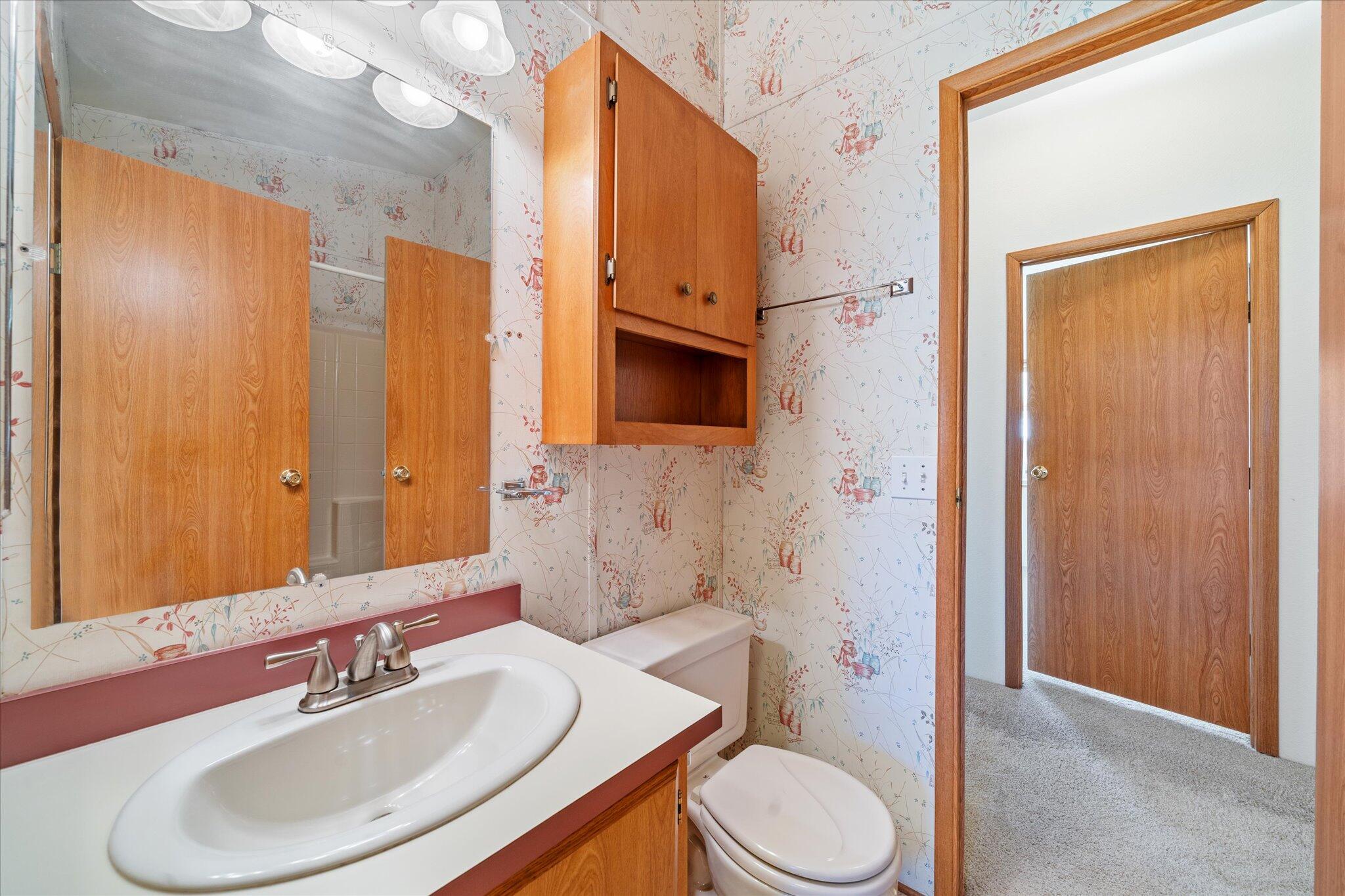 19301 Smith Road Redding, CA 96002 - Photo 39 of 62 48-BiggerFlow Real Estate Media-47