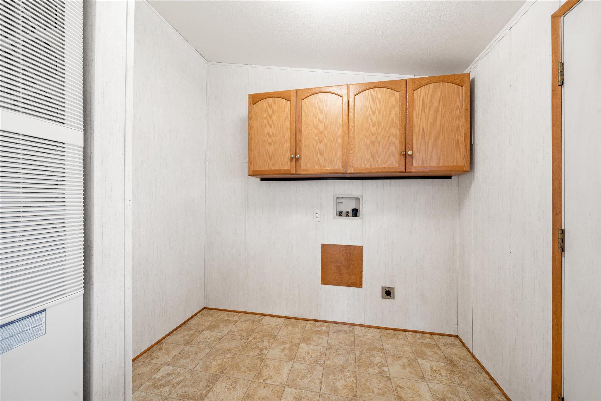 19301 Smith Road Redding, CA 96002 - Photo 42 of 62 51-BiggerFlow Real Estate Media-50