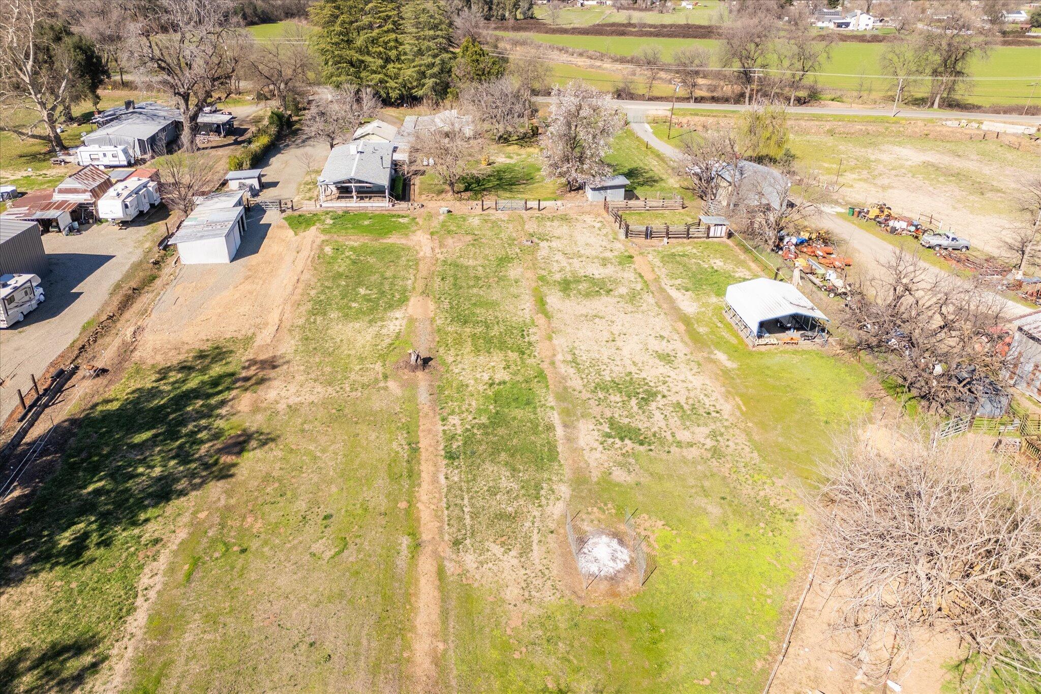 19301 Smith Road Redding, CA 96002 - Photo 56 of 62 69-BiggerFlow Real Estate Media-68