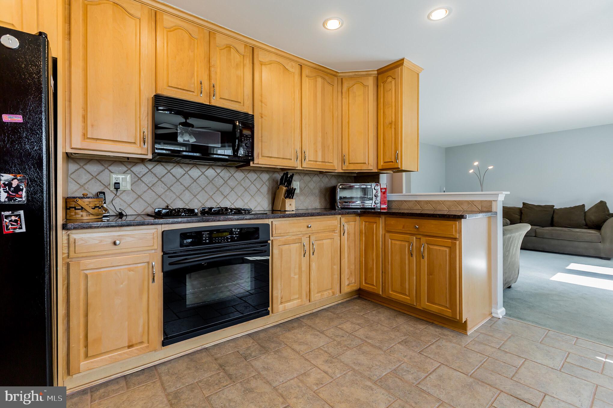 29 London Road Burlington, NJ 08016 - Photo 12 of 30