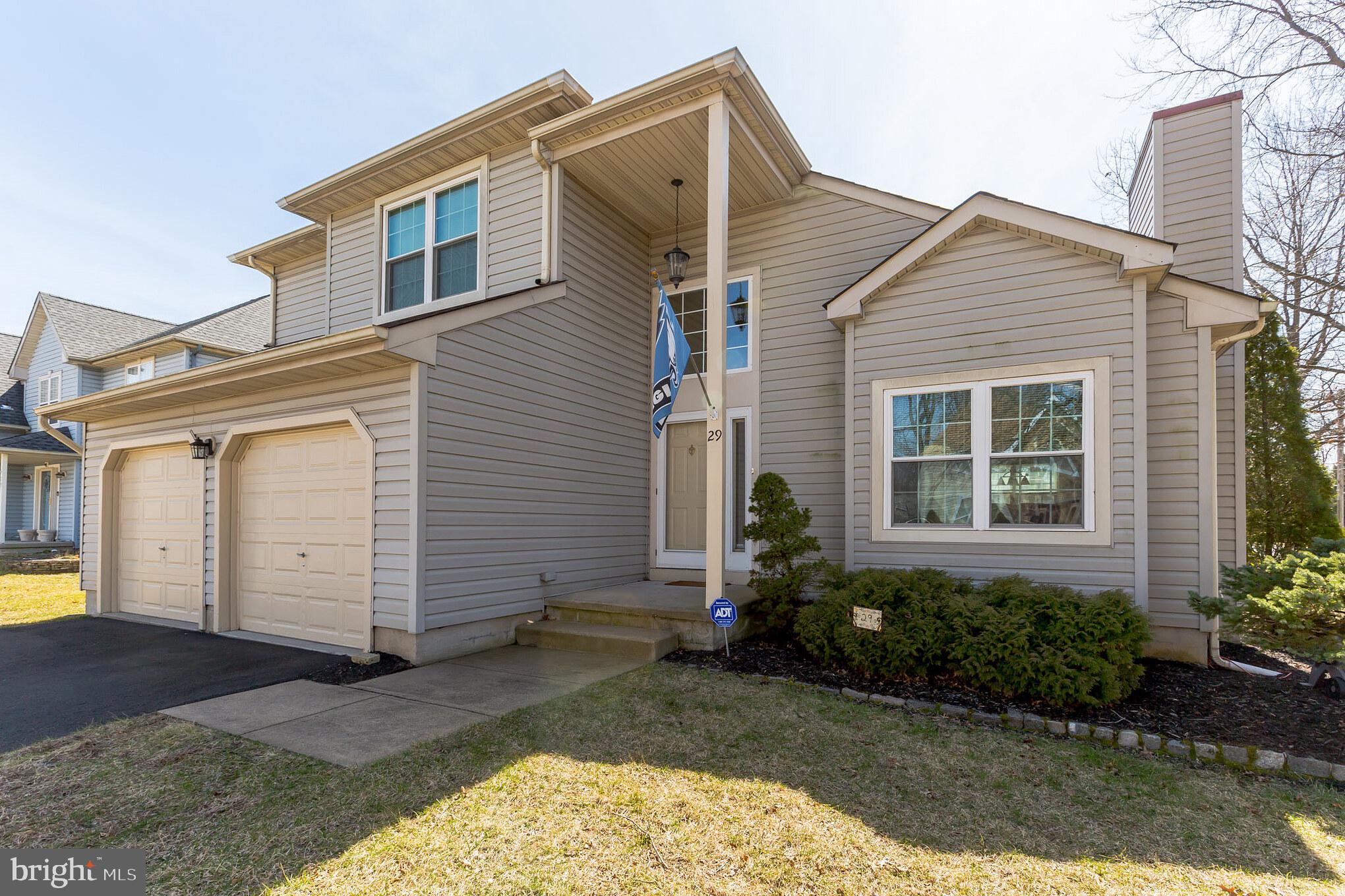 29 London Road Burlington, NJ 08016 - Photo 3 of 30