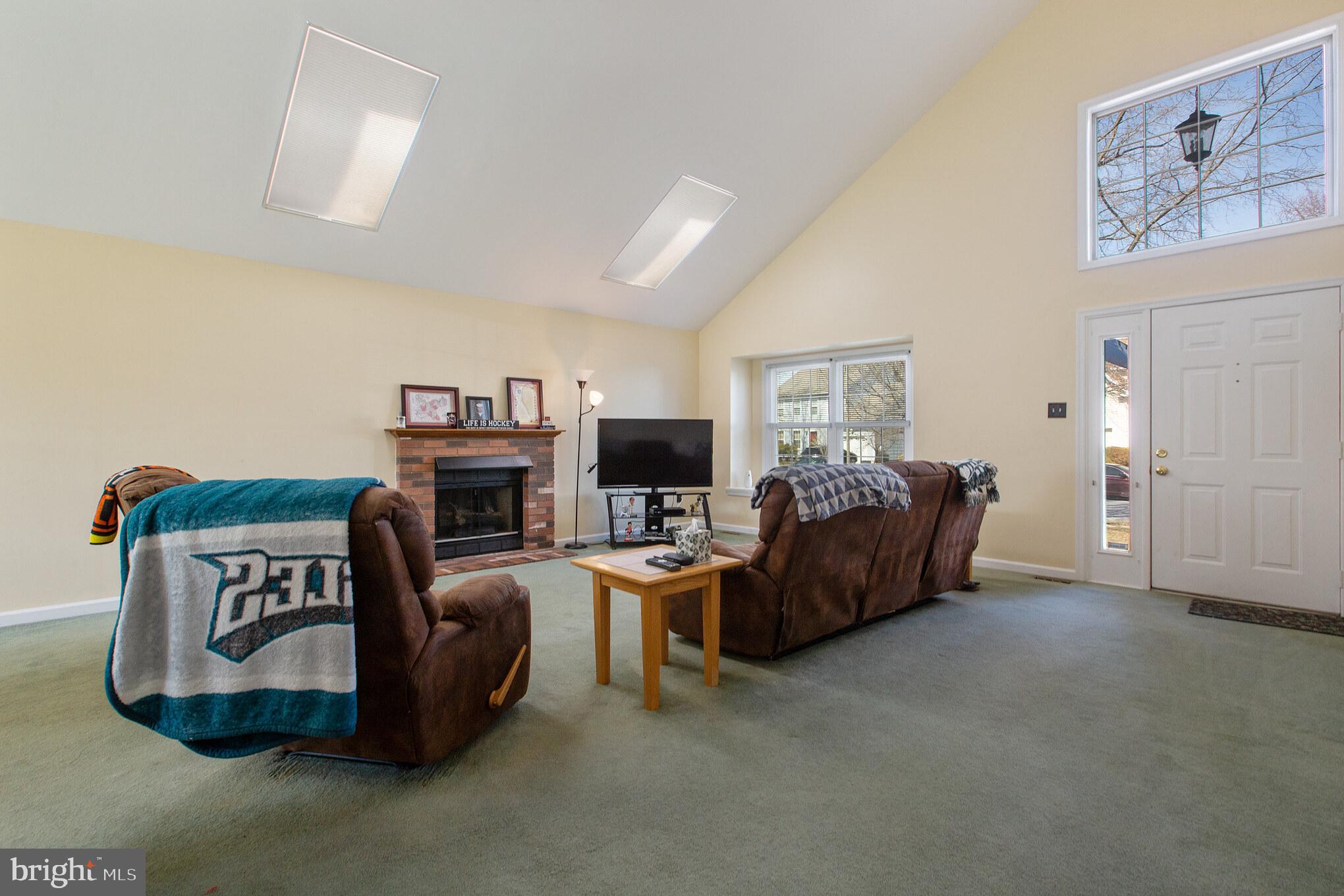 29 London Road Burlington, NJ 08016 - Photo 5 of 30