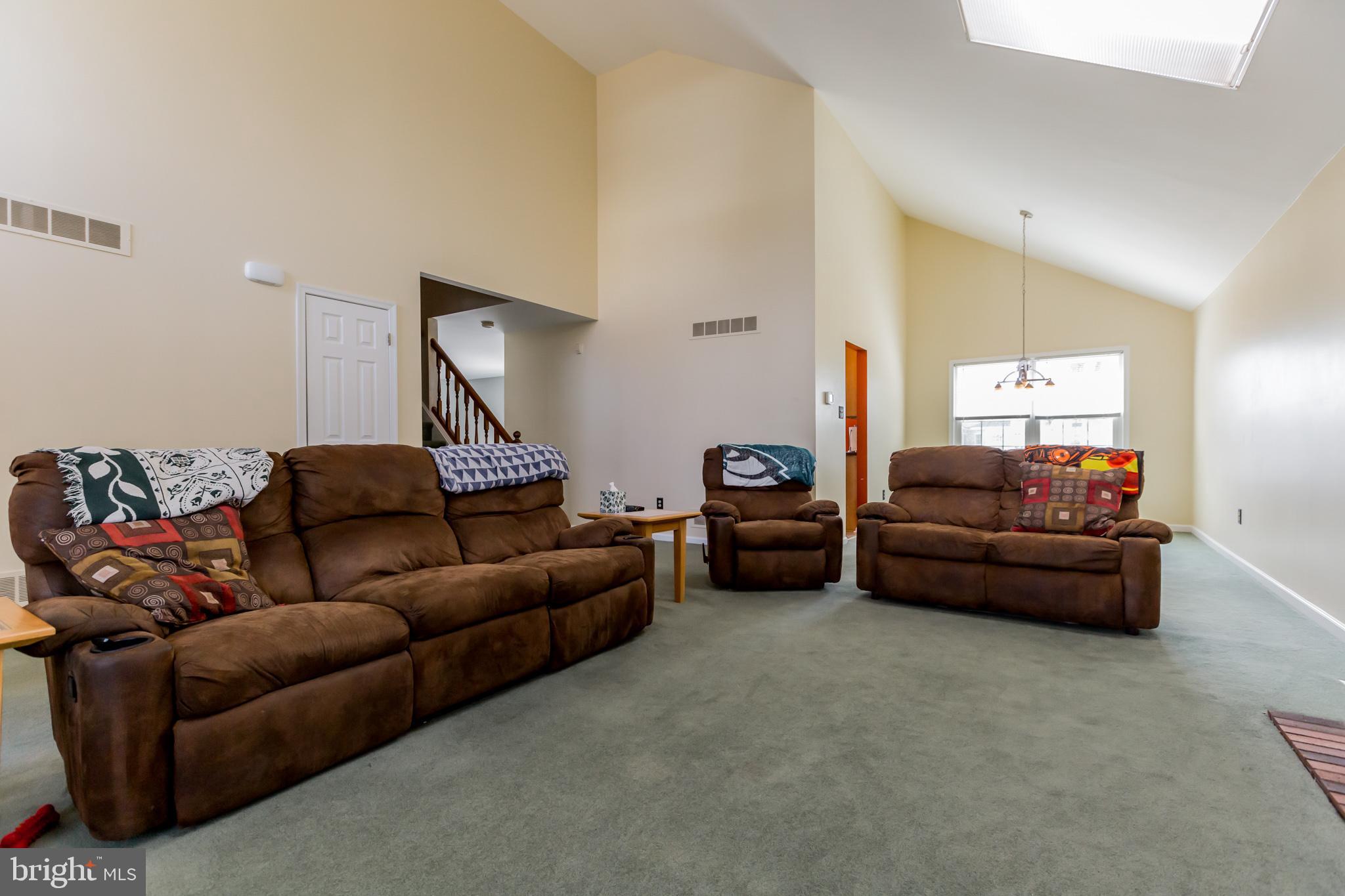 29 London Road Burlington, NJ 08016 - Photo 6 of 30
