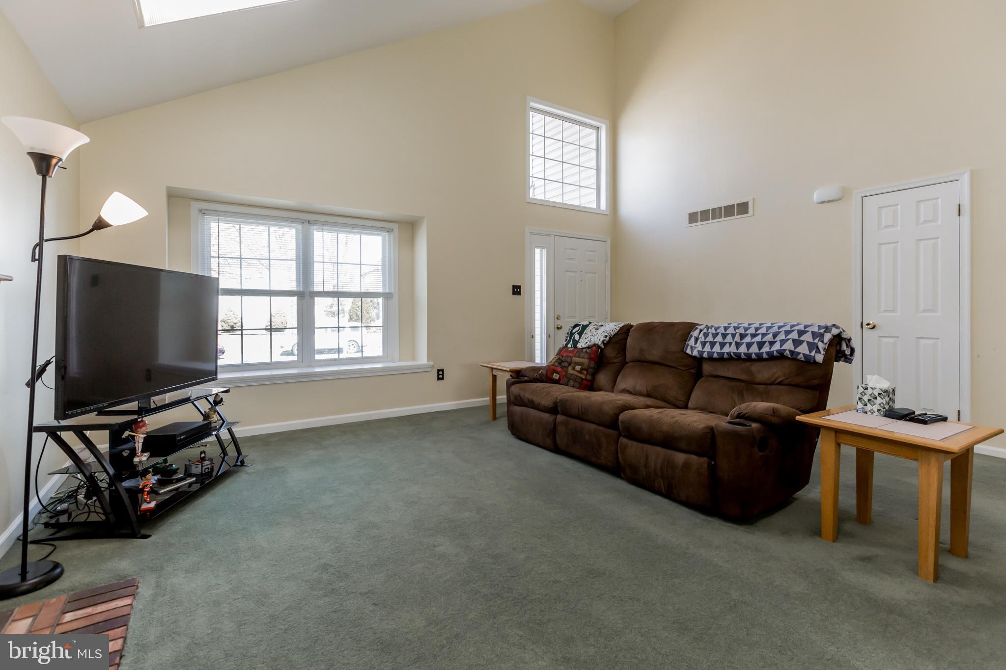 29 London Road Burlington, NJ 08016 - Photo 7 of 30