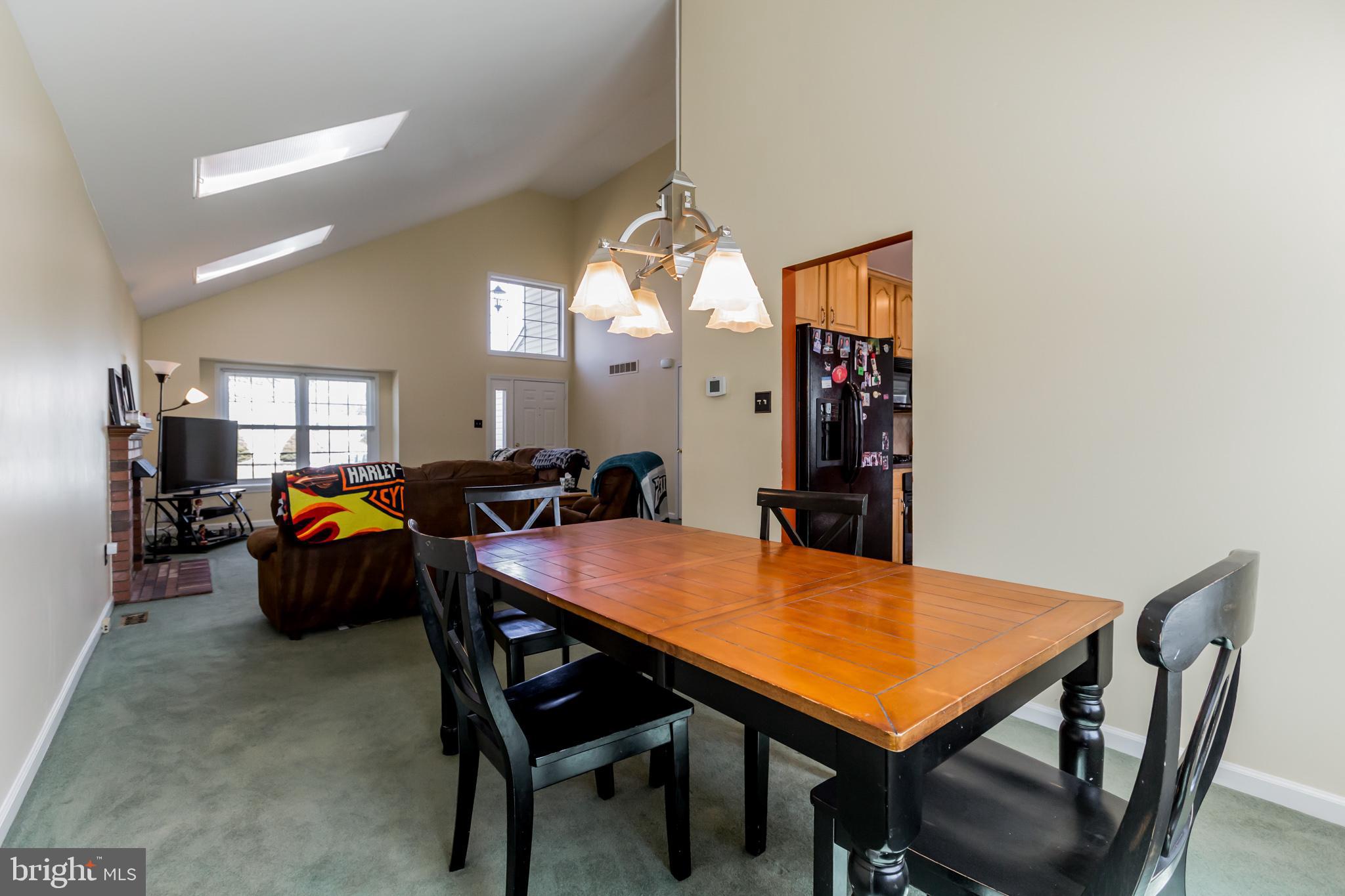 29 London Road Burlington, NJ 08016 - Photo 9 of 30