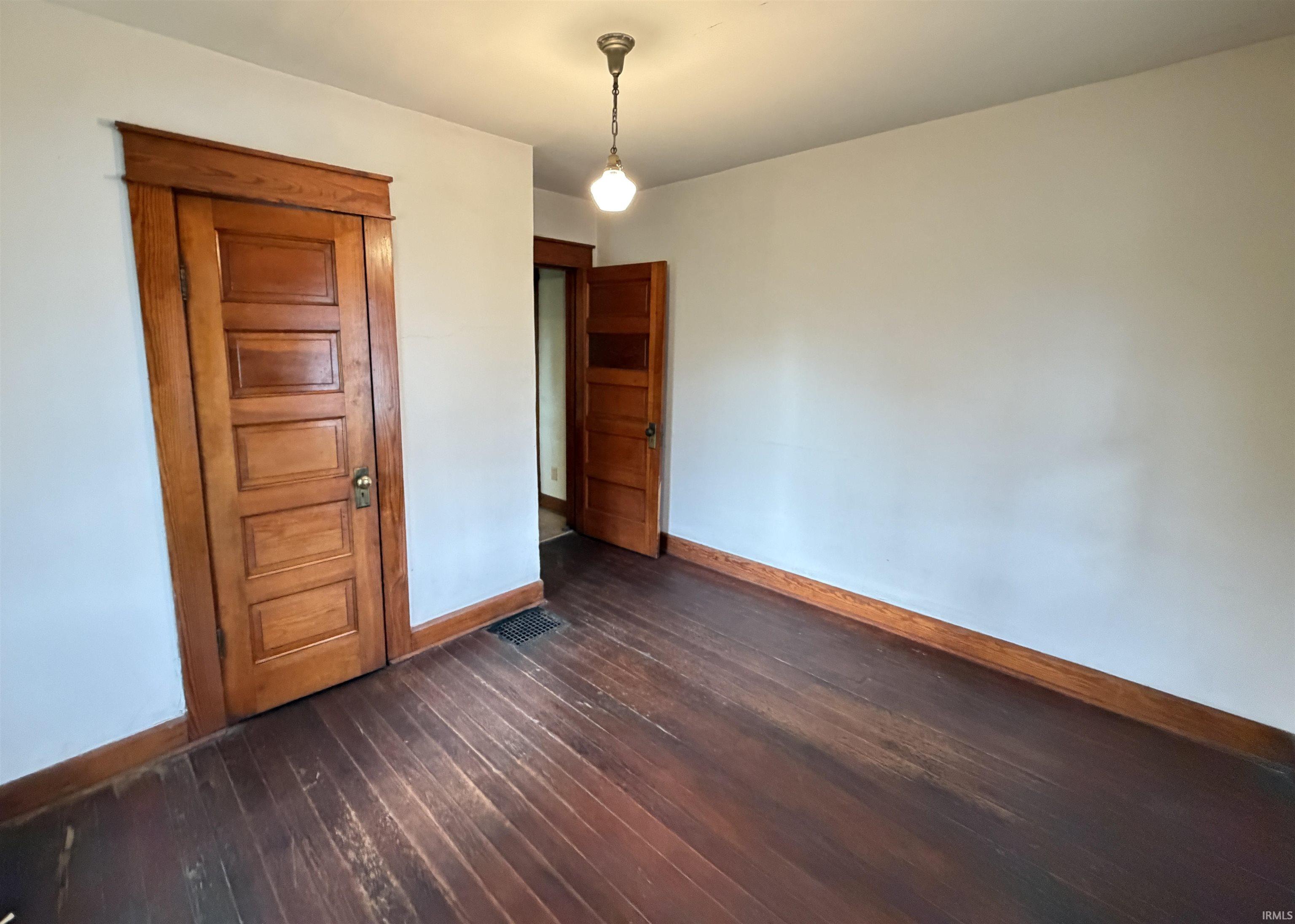 1026 West 7th Street Bloomington, IN 47404 - Photo 9 of 30