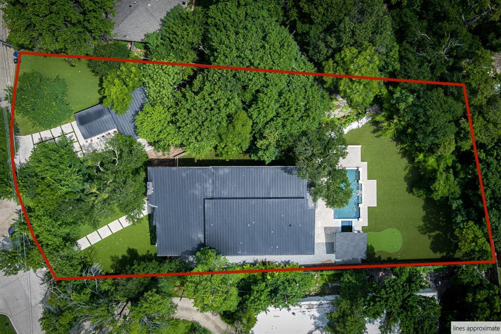 13032 Copenhill Road Dallas, TX 75240 - Photo 10 of 40 an aerial view of a house