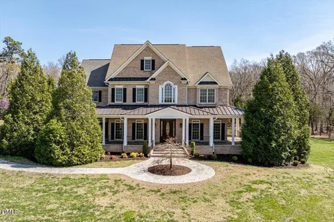 $1,850,000 | 1101 Walnut Hill Drive, Hillsborough, NC 27278
