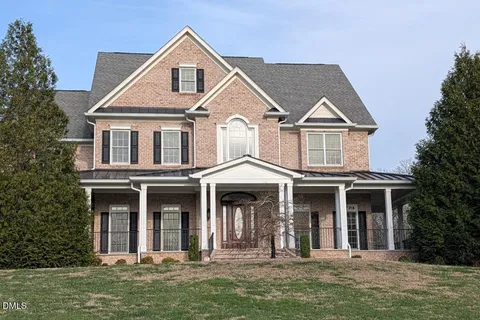 $1,950,000 | 1101 Walnut Hill Drive, Hillsborough, NC 27278