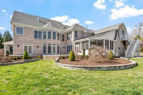 $1,950,000 | 1101 Walnut Hill Drive, Hillsborough, NC 27278