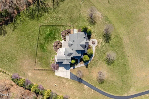 $1,950,000 | 1101 Walnut Hill Drive, Hillsborough, NC 27278