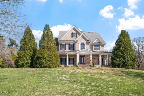 $1,850,000 | 1101 Walnut Hill Drive, Hillsborough, NC 27278